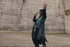 Mount Everest (珠穆朗玛峰) - Labrinth（拉布林斯）视频封面