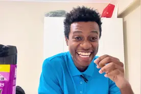 #外国人 #模仿 #王甜心吃饺子 #今天真ne呀