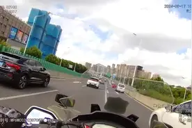 南通铁骑接力通州铁骑，为毒蛇咬伤患者开道护航 中秋节上午10点