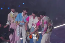 谁选的歌！！出来挨夸！！#TOP登陆少年 #抖音美好奇妙夜视频封面