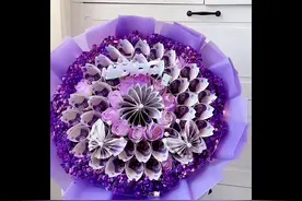 客定送女朋友的生日礼物#可以订制哦 #生日礼物 #一束花的仪式感