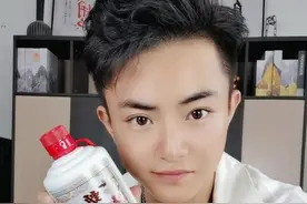 嘎子那又出来卖酒了，假的离谱#测评 #美食测评 #打假 