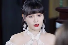 外国女友穿旗袍见家长，没想到最后竟然… #反转#安慕希月光宝盒 #安慕希 #大话西游 视频封面