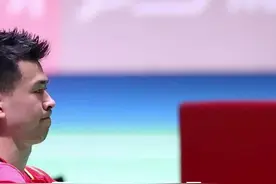 闹心，1.15米到底是多高？雅思组合被判9次发球违例#羽毛球 #犯规 #羽毛球教学 视频封面