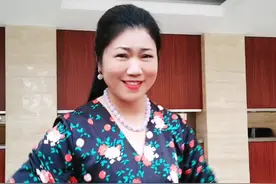 #扬州小调《拔根芦柴花》，共饮长江水，杨泰一家亲#陈可芯 视频封面