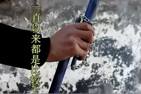 对于双截棍，你更倾向哪一个视频封面