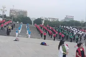广场舞《大东北》#舞出美丽舞出健康 #全民健身传递正能量
