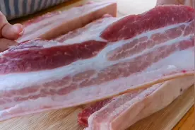 红烧肉就这样做，不用油不用盐，一次秘制3斤，太香了！