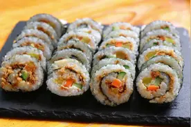 外面卖10块一瓶的寿司醋，教你在家做，材料简单，3分钟搞定视频封面