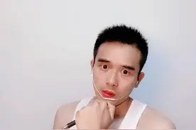 真正的朋友 就是有好吃的要一起分享 哈哈     #小彭脱口秀 @抖音短视频 @电商小助手