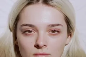 我会慢慢放下过去🤍好莱坞公主夏宝#charlottelawrence 疗伤情歌#Slowmotion视频封面