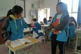 改编版《雷雨》插叙了周朴园和鲁侍萍年轻时的故事视频封面