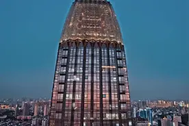 藏在投资大厦楼顶的“空中楼阁”，是南昌存在的第二座滕王阁视频封面