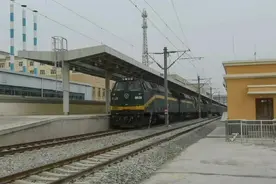 北京西一拉萨火车