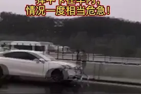 怀胎7月孕妇高速被撞，气囊击中腹部！十万火急…#孕妇 #车祸 #气囊 #热门 @抖音短视频 #高速视频封面