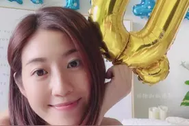 TVB花旦#陈自瑶 为女儿QQ庆祝9岁生日，不见爸爸王浩信，希望她能幸福#来自 #抖音看见音乐