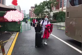 历时50多天，  台州市第一人民医院援沪方舱医疗队和血透医疗队，视频封面