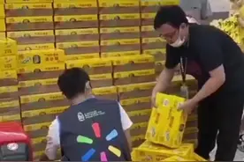 国家尊严，不容侵犯！维他奶深陷舆论风波，各地商户紧急下架产品#维他奶事件视频封面