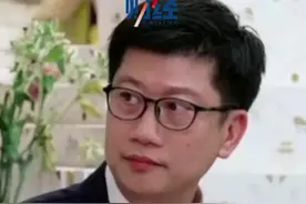 #薛兆丰 谈为什么经济学家炒股不赚钱？他们研究规律，但已经错过了投资时机，对此你怎么看？视频封面