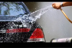 为什么新车也那么脏呢？#新车 @抖音汽车视频封面