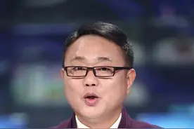 尊重#王以太演出被用香槟喷脸 #王以太目不转睛#我要上热门 @王以太 @抖音短视频视频封面
