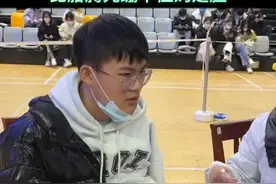 男大学生接种第三针疫苗害怕溢出屏幕，比胳膊先绷不住的是脸
#第三针疫苗#大学生#疫情防控 
视频封面