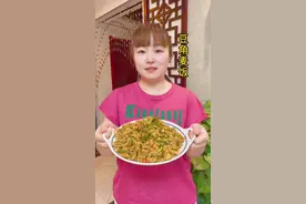 不用老豆角，咋样做出筋道，豆香浓郁的豆角麦饭#豆角麦饭 #美食教程 #抖音美食创作者