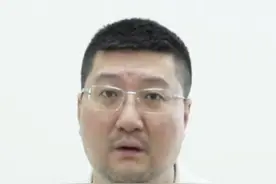 小朋友“尾巴根”有毛发、胎记和小洞的原因#育儿 #医学科普 #健康科普 视频封面