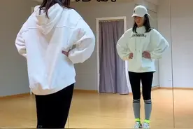 专治手脚不协调，负基础都能学会，不信🤨你试试。#鬼步舞 #俄舞 分解