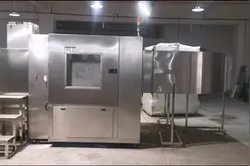 军标吹尘试验箱，18M/S，浓度10G/M3。还有军标淋雨房