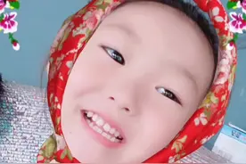 #手绢不停小曲不止 二人转唱起来