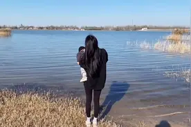 因为遇到对的人 所以愿意把整个青春都放在他身上 后来我们生了个视频封面