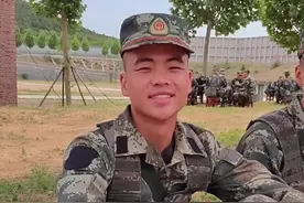 来看新战友520的倾情演唱！#兵记者在战位#鲁武新训#520 （郑少康）视频封面