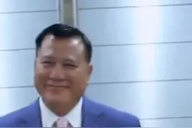 “香港戏王”之称的#万梓良 如今疾病缠身身材发福走样，已经没有当年大哥的模样，生活困难四处商演，你还记得他吗？视频封面