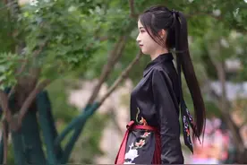 女生突然扎起高马尾，意味着什么？#汉服混搭 #高马尾视频封面