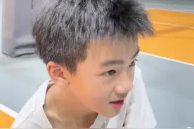 打球就是开心！#弟弟 #篮球 #vlog日常视频封面