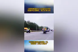 天狼特种部队军士长温涛在中印作战中壮烈牺牲，母亲悲痛欲绝:让我抱一下，我的崽！温涛烈士魂归故里的这一幕太让人心痛了 #致敬英雄 #兵哥哥 #不老唱神 @音乐人不老唱神 