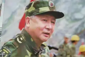 上将之子范晓光，首个到达汶川救灾的将领，承诺：我最后一个撤离#致敬 #致敬英雄 #祖国有我 #祖国在我心中 @跟着卞姐抖西安 