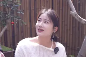 天气太舒服了，不想做饭，给老爸做份豪华版的泡面，简单营养又美味#农村美食 #豪华泡面 #泡面神仙吃法