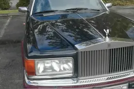 纯英国血统的劳斯莱斯！犀牛皮座椅，金楠木内饰…#抖音热门视频封面