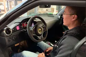 路特斯Evora的3.5 V6机械增压发动机原地声浪，超爽～视频封面