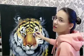 俄罗斯媳妇缇娜 心心念念开画室的事 画都变了不进去了😂还好明天就装修了 歪果仁一根筋 比较执着😁视频封面