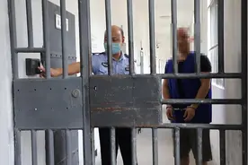 【警察故事】高墙下的坚守者，传递温暖正能量！视频封面