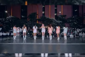 <FANCY>TWICE 翻跳 dance cover
这个舞台太燃啦~有演出需求的可以参考！
#fancy舞蹈 @抖音短视频 #twice #翻跳 #嗨翻全场 @DOU+小助手