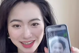 有美人尖但是显秃怎么修饰？简单一招告别秃头女孩#发型 #美人尖 #美人尖发际线视频封面