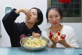 幸福就是一家人在一起过着平凡而轻松的日子，三餐四季，有说有笑视频封面