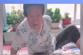 孩子瞒着爷爷奶奶偷偷回家，爷爷奶奶的反应让人泪目#感动瞬间 #暖心视频 视频封面
