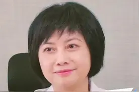 你敢相信吗？蹦极搞不好还会瞎眼！#医学科普 #刺激 #蹦极 #健康视频封面
