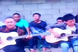 红遍大江南北的音乐人，海来阿木早期视频。2015年04月16日视频封面