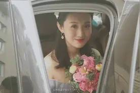 嫁女儿跟娶媳妇的真的是两种感受#婚礼爸爸哭了 #婚礼爸爸牵女儿视频封面
